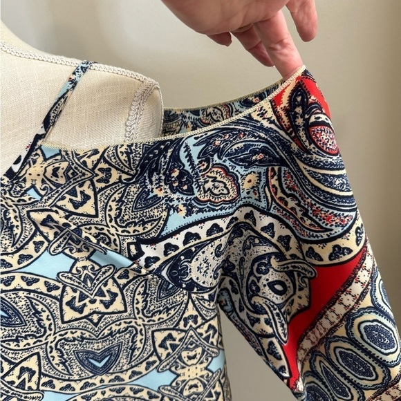 Women's Altar'd State Summer Boho Cold Shoulder Dress. Size Large - Picture 3 of 6